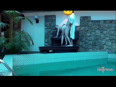 ❤️ Tus thawj coj caw tus tub txib mus rau hauv lub pas dej, tab sis tsis tuaj yeem tiv taus kub Super porn ntawm hmn.pornosexphoto.ru% ☑